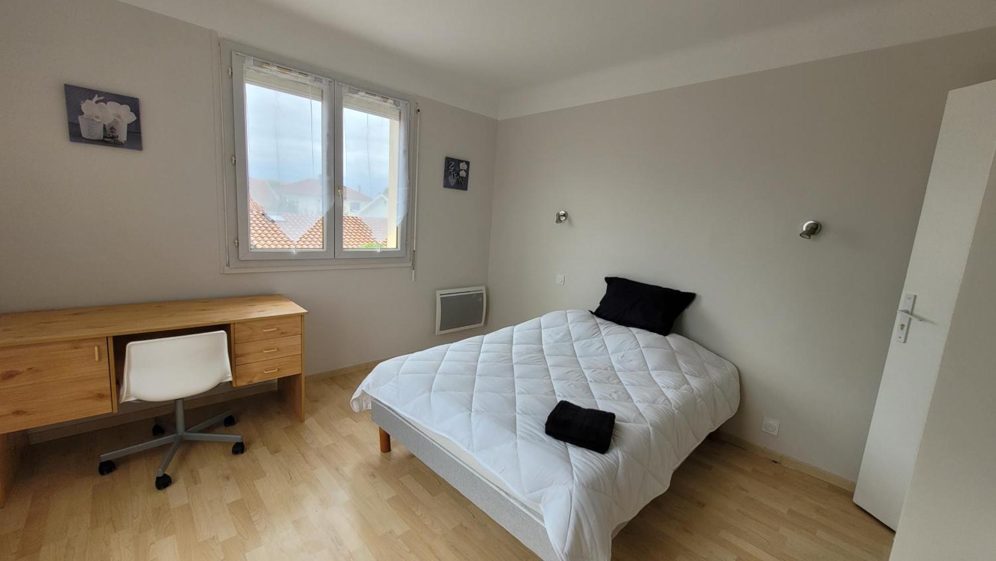 Bel Appartement T5 Neuf Avec 4 Chambres Tarbes Ngoại thất bức ảnh